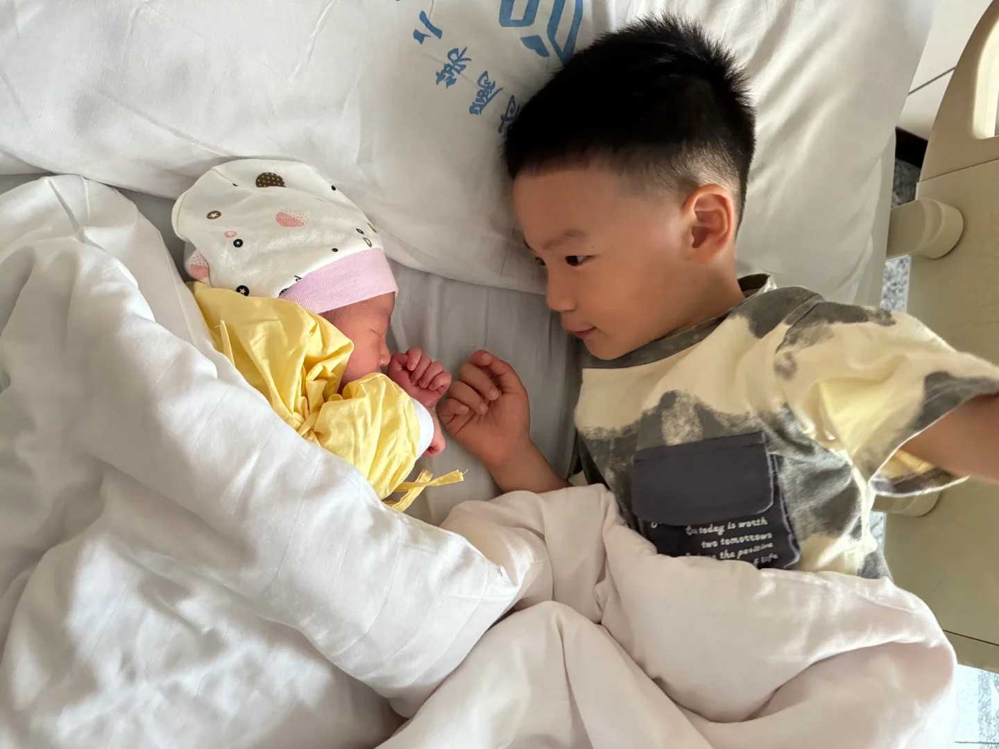 北大深圳医院三代试管包男孩多少钱？附费用明细？